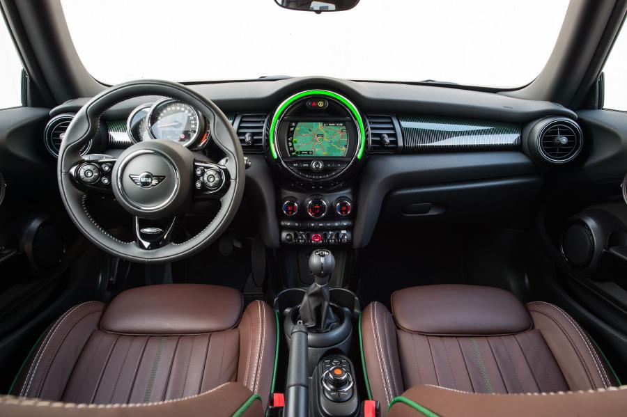 Торпедо Mini Cooper 60 Years Edition (F56) 2019 года  (WW) (фото 80 из 189)